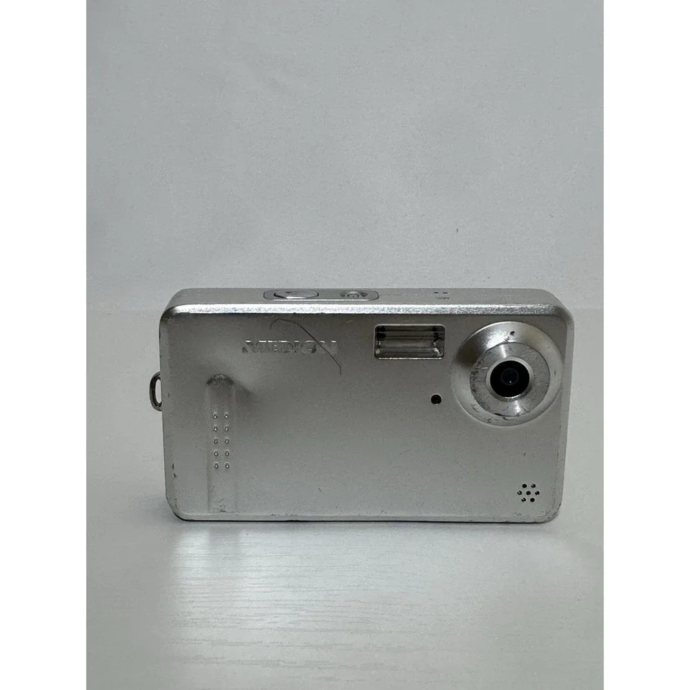 Medion MD 85173 digital camera For Parts Not Working